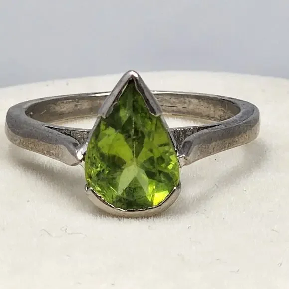 Antique Sterling Silver Green Peridot Size 9.25 Ring - Picture 2 of 8